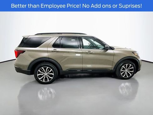New 2026 Ford Explorer ST-Line AWD/4WD image 8
