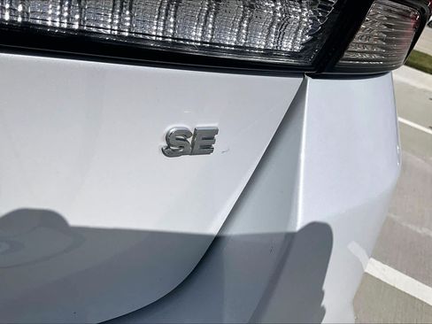 Used 2024 Mitsubishi Outlander Sport SE AWD/4WD image 9