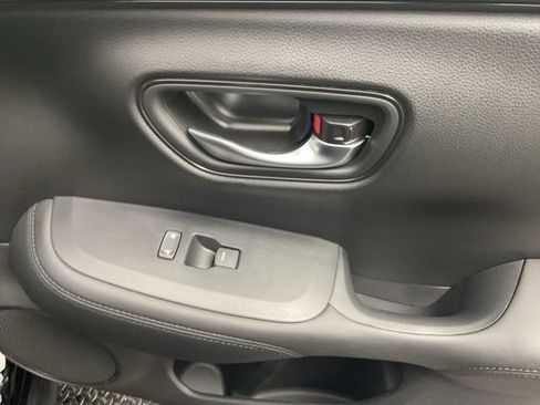 New 2026 Honda HR-V LX image 24