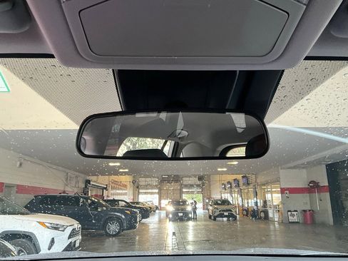 Used 2025 Toyota RAV4 XLE image 18