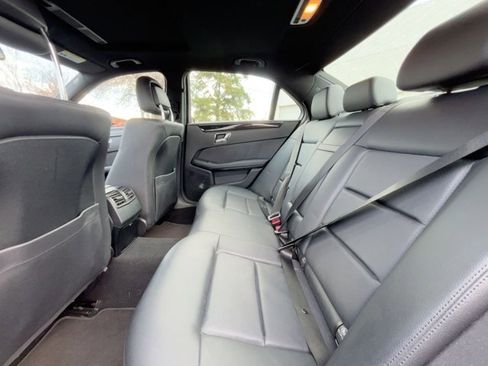 Used 2010 Mercedes-Benz E 350 Sedan image 17