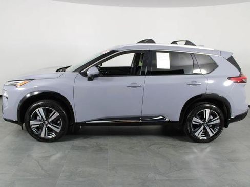 Certified 2024 Nissan Rogue Platinum FWD image 14