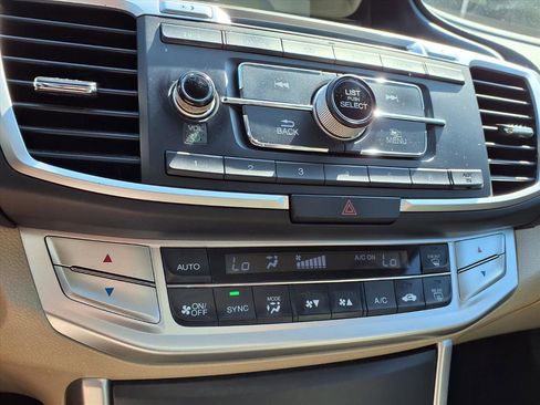Used 2014 Honda Accord LX image 4