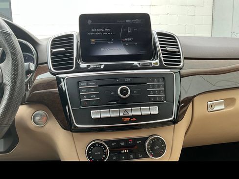 Used 2018 Mercedes-Benz GLE 350 4MATIC image 5