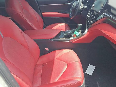 Used 2022 Toyota Camry XSE FWD image 7