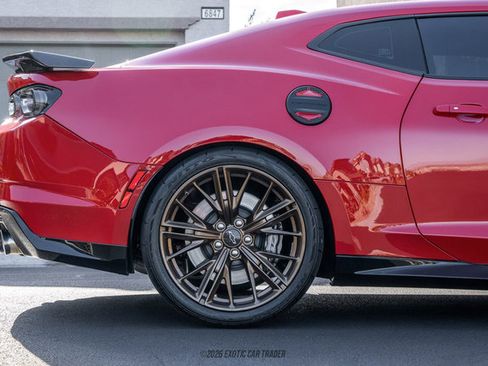 Used 2023 Chevrolet Camaro ZL1 RWD image 10