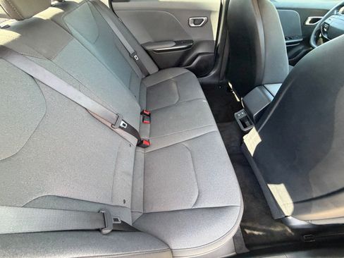 Certified 2025 Kia K4 FWD image 12