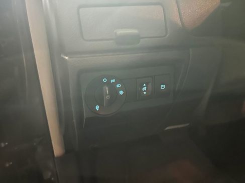 Used 2012 Ford Fusion SE image 12