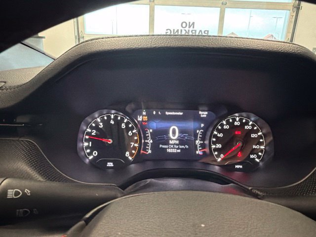 Used 2023 Jeep Compass Trailhawk w/ Trailhawk Convenience Group AWD/4WD image 31