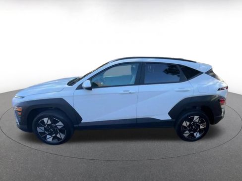 Used 2025 Hyundai Kona SEL image 9
