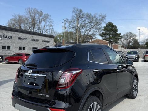 Used 2022 Buick Encore Preferred image 5