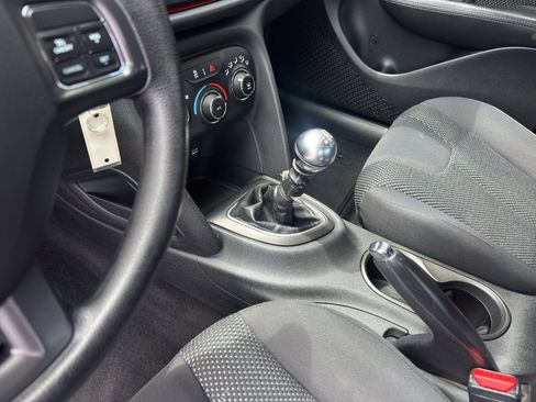 Used 2016 Dodge Dart SE w/ Convenience Group FWD image 5