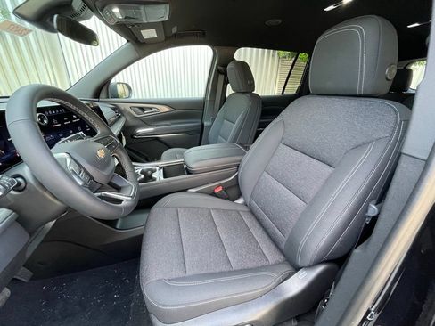 New 2026 Chevrolet Traverse LT FWD image 24