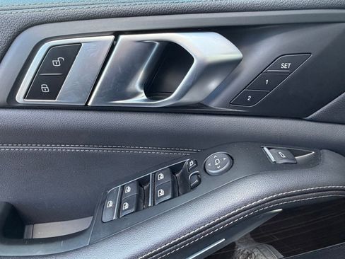 Used 2023 BMW X5 xDrive45e image 24