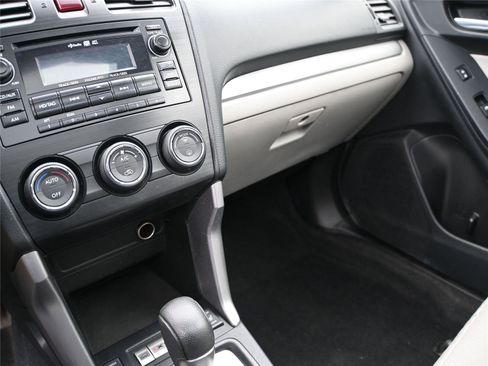 Used 2014 Subaru Forester 2.5i Limited image 5