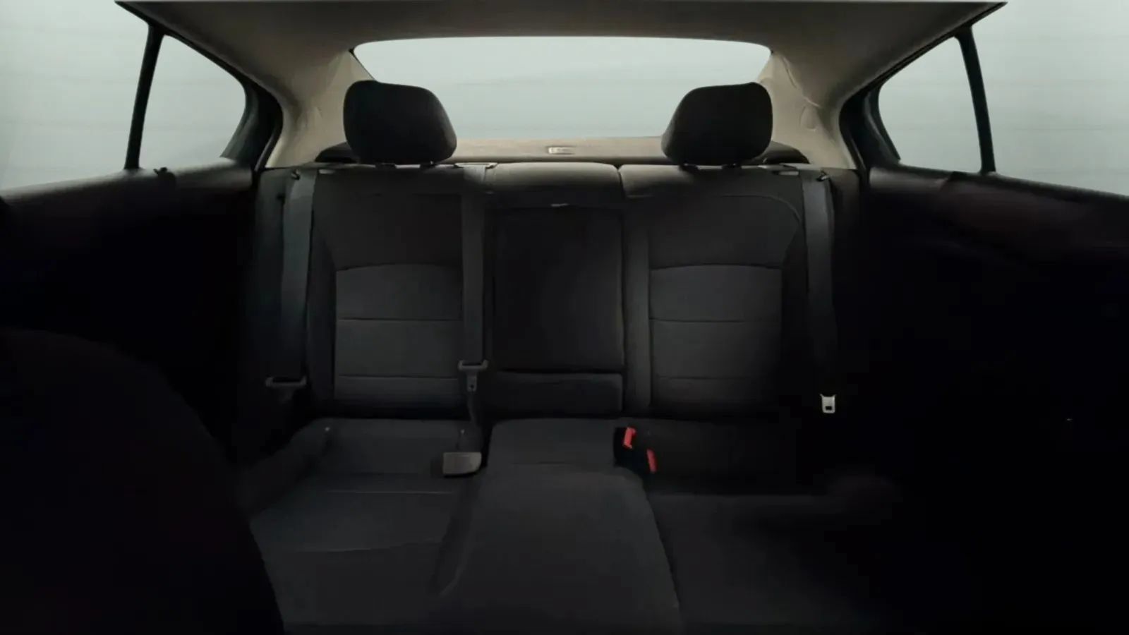 Used 2018 Chevrolet Cruze LT FWD image 18