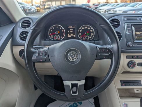 Used 2016 Volkswagen Tiguan S image 15