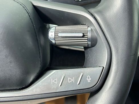 Used 2024 Lucid Air Touring image 25