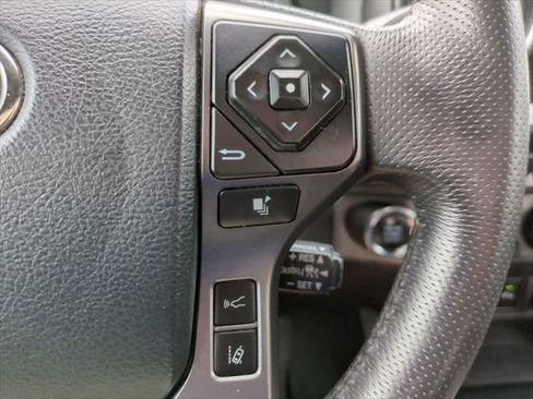 Certified 2019 Toyota Tacoma TRD Sport image 26