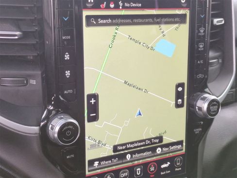 Certified 2021 RAM 1500 Big Horn image 28