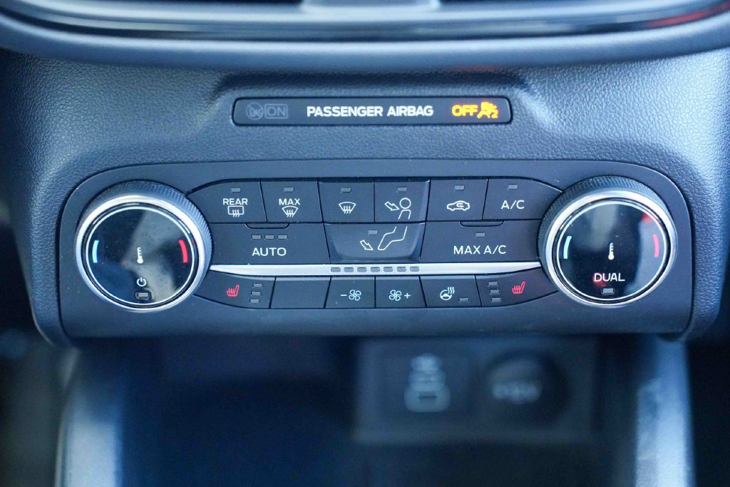Used 2025 Ford Escape ST-Line Select AWD/4WD image 36