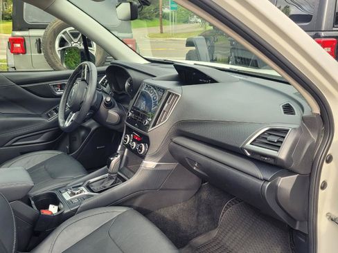 Used 2019 Subaru Forester Touring w/ Popular Package #3 AWD/4WD image 29