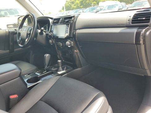 Used 2023 Toyota 4Runner TRD Off-Road Premium image 18