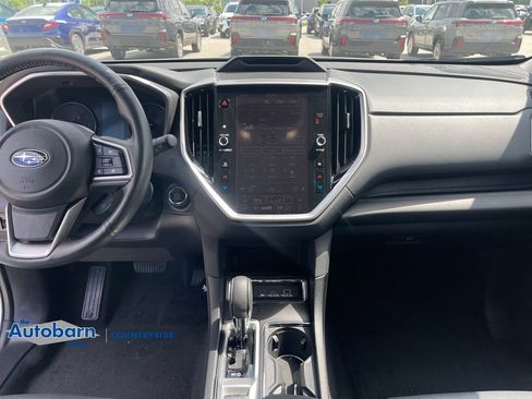 Used 2025 Subaru Ascent Limited w/ Popular Package #1 AWD/4WD image 17