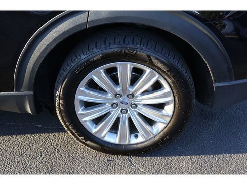 Used 2022 Ford Explorer Limited w/ Equipment Group 301A RWD image 18