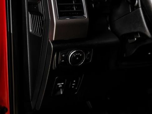 Used 2020 Ford F150 XLT w/ Equipment Group 302A Luxury AWD/4WD image 32