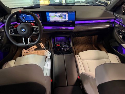 Used 2026 BMW M5 Touring AWD/4WD image 2