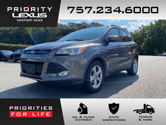 Used 2014 Ford Escape SE w/ Equipment Group 201A FWD image 1