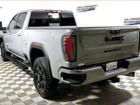 Used 2024 GMC Sierra 2500 AT4 w/ AT4 Premium Plus Package AWD/4WD image 8
