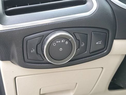 Used 2016 Ford Edge Titanium w/ Equipment Group 302A AWD/4WD image 23