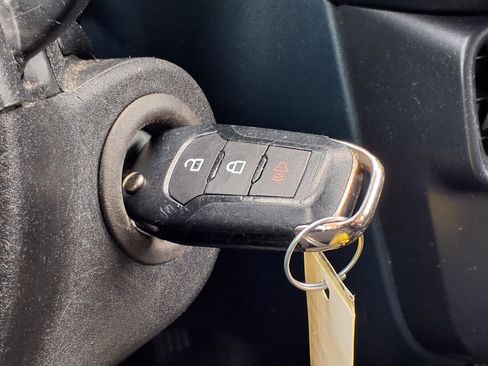 Used 2022 Ford Maverick XL FWD image 10