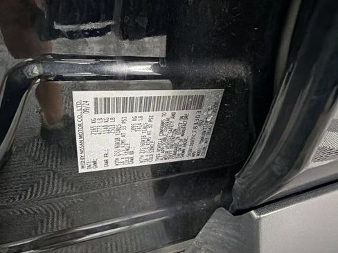 Used 2025 Nissan Rogue SV AWD/4WD image 33