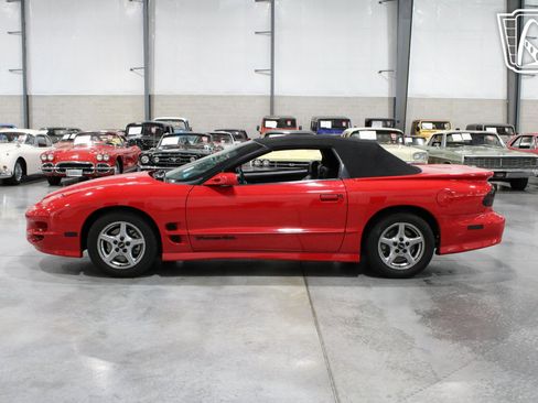 Used 2002 Pontiac Firebird Trans Am image 36