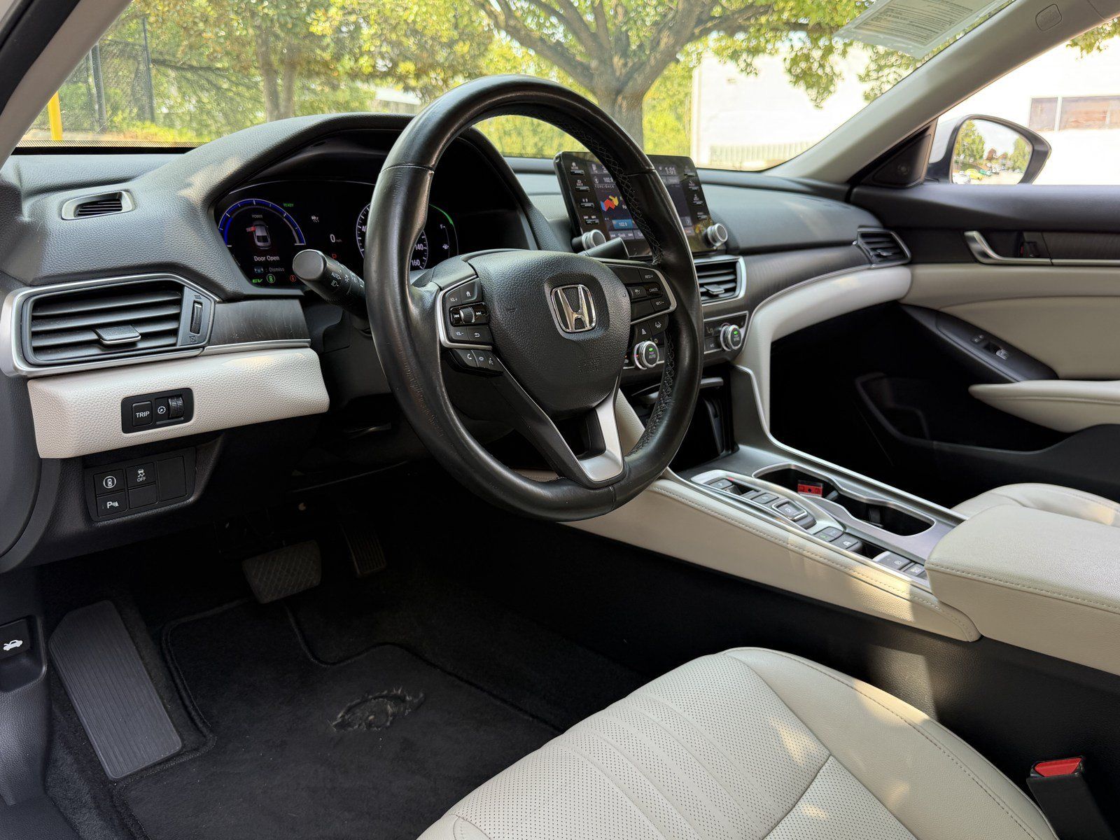 Used 2021 Honda Accord EX-L image 12