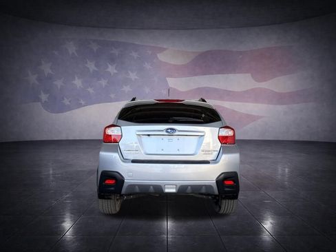 Used 2017 Subaru Crosstrek 2.0i Premium w/ Popular Package #2 AWD/4WD image 4