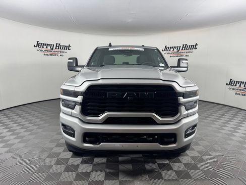Used 2026 RAM 2500 Big Horn AWD/4WD image 4