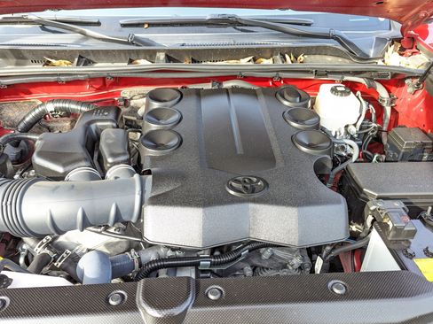 Used 2022 Toyota 4Runner Limited image 29