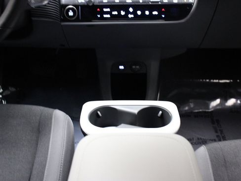 Used 2024 Hyundai Ioniq 5 SEL image 17