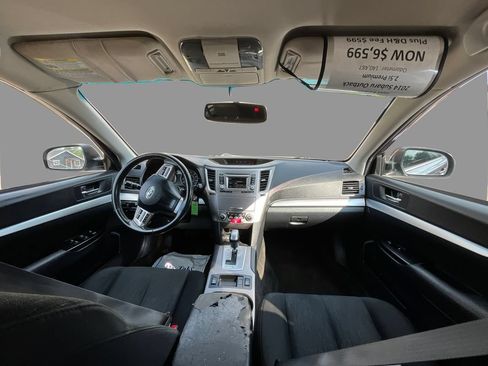 Used 2014 Subaru Outback 2.5i Premium w/ Popular Package #1B AWD/4WD image 9