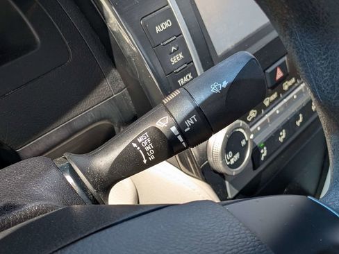 Used 2013 Toyota Camry LE FWD image 24