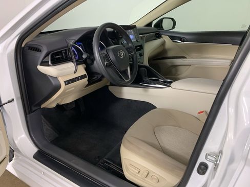 Used 2023 Toyota Camry LE image 30