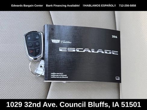 Used 2016 Cadillac Escalade ESV Luxury AWD/4WD image 10