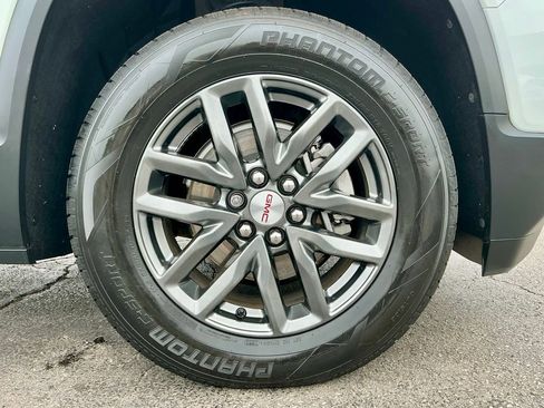 Used 2019 GMC Acadia SLT FWD image 21