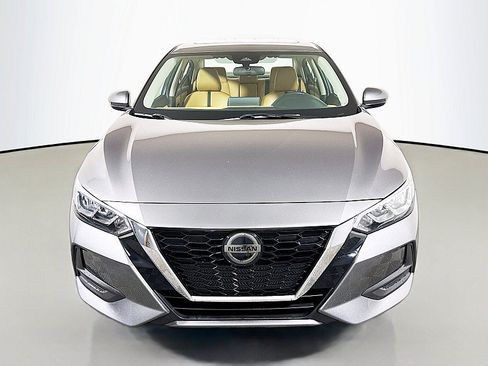 Used 2023 Nissan Sentra SV w/ SV Premium Package FWD image 2