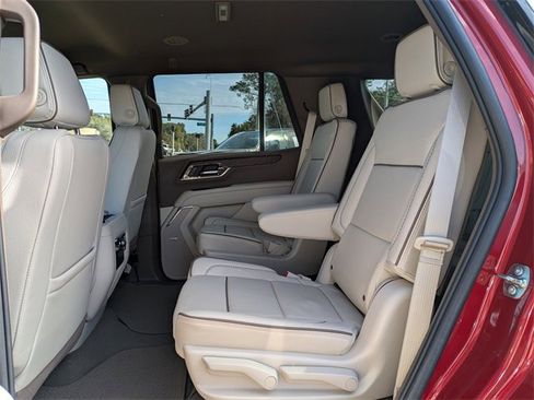 Used 2025 GMC Yukon Denali image 15