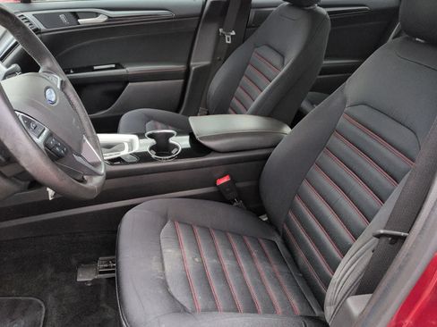 Used 2016 Ford Fusion SE FWD image 16